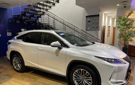 Lexus RX IV рестайлинг, 2020 год, 6 300 000 рублей, 17 фотография