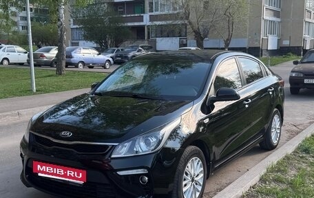 KIA Rio IV, 2018 год, 1 410 000 рублей, 2 фотография