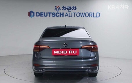 Volkswagen Jetta VII, 2022 год, 1 850 000 рублей, 4 фотография