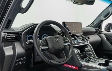 Toyota Land Cruiser, 2026 год, 15 190 000 рублей, 12 фотография