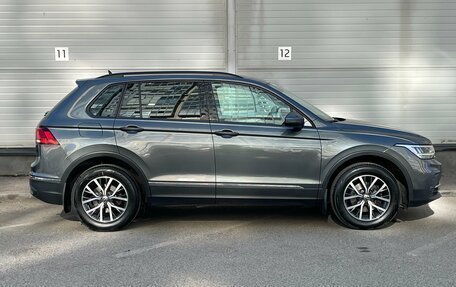 Volkswagen Tiguan II, 2021 год, 2 199 000 рублей, 4 фотография