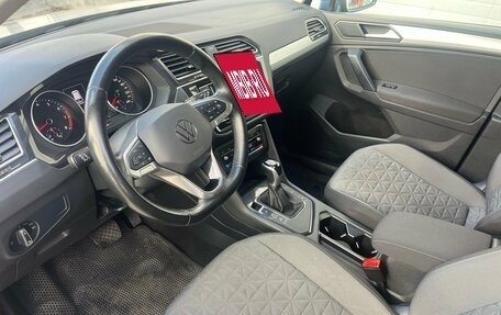 Volkswagen Tiguan II, 2021 год, 2 199 000 рублей, 9 фотография