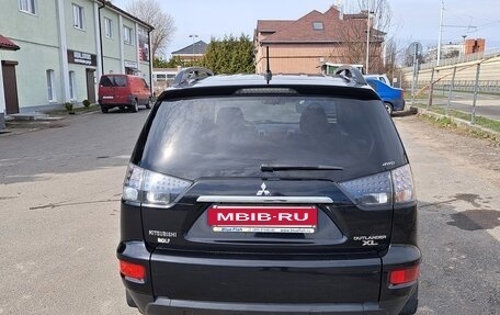 Mitsubishi Outlander III рестайлинг 3, 2011 год, 1 320 000 рублей, 6 фотография