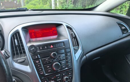 Opel Astra J, 2013 год, 800 000 рублей, 11 фотография