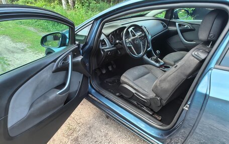Opel Astra J, 2013 год, 800 000 рублей, 9 фотография