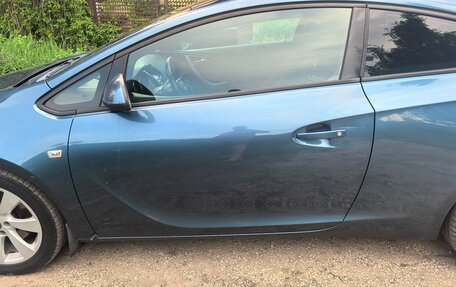 Opel Astra J, 2013 год, 800 000 рублей, 6 фотография