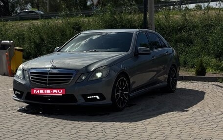 Mercedes-Benz E-Класс, 2010 год, 1 380 000 рублей, 15 фотография