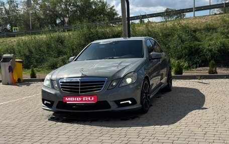 Mercedes-Benz E-Класс, 2010 год, 1 380 000 рублей, 8 фотография