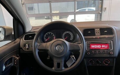 Volkswagen Polo VI (EU Market), 2015 год, 535 000 рублей, 10 фотография