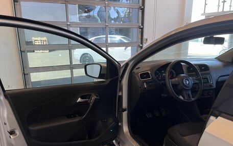 Volkswagen Polo VI (EU Market), 2015 год, 535 000 рублей, 20 фотография