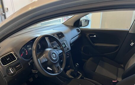 Volkswagen Polo VI (EU Market), 2015 год, 535 000 рублей, 22 фотография