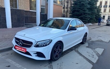 Mercedes-Benz C-Класс, 2019 год, 3 030 303 рублей, 4 фотография