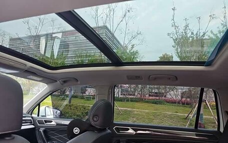 Volkswagen Tiguan II, 2022 год, 1 799 999 рублей, 25 фотография