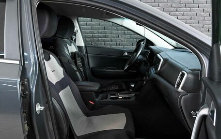 KIA Sportage IV рестайлинг, 2019 год, 2 000 000 рублей, 13 фотография