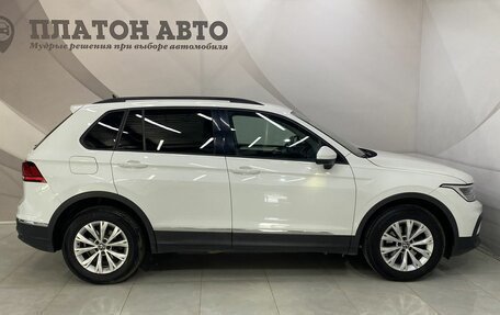 Volkswagen Tiguan II, 2021 год, 3 099 000 рублей, 8 фотография
