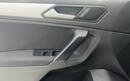 Volkswagen Tiguan II, 2021 год, 3 099 000 рублей, 14 фотография
