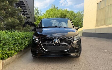 Mercedes-Benz V-Класс, 2026 год, 14 150 000 рублей, 3 фотография