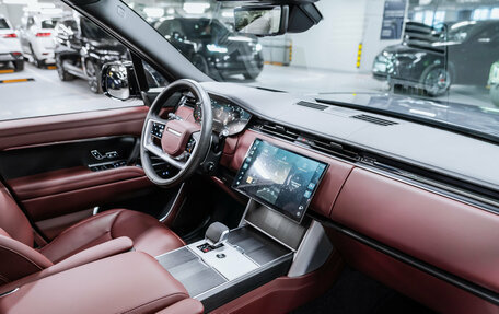 Land Rover Range Rover IV рестайлинг, 2025 год, 26 300 000 рублей, 14 фотография