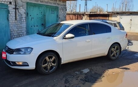 Volkswagen Passat B7, 2012 год, 1 300 000 рублей, 1 фотография