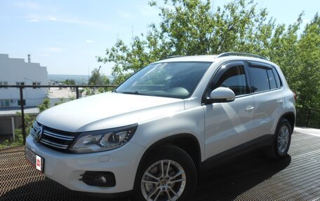 Volkswagen Tiguan I, 2015 год, 1 695 000 рублей, 1 фотография
