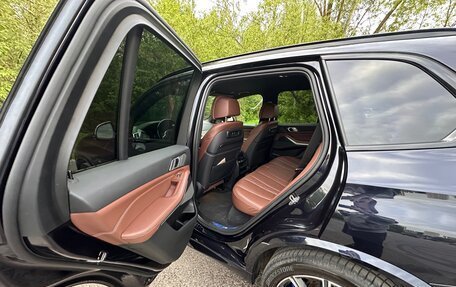 BMW X5, 2018 год, 7 000 000 рублей, 17 фотография