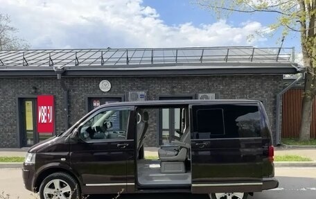 Volkswagen Multivan T5, 2014 год, 2 600 000 рублей, 10 фотография