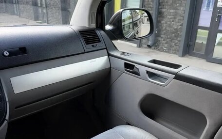 Volkswagen Multivan T5, 2014 год, 2 600 000 рублей, 20 фотография