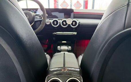 Mercedes-Benz A-Класс, 2021 год, 1 950 000 рублей, 17 фотография