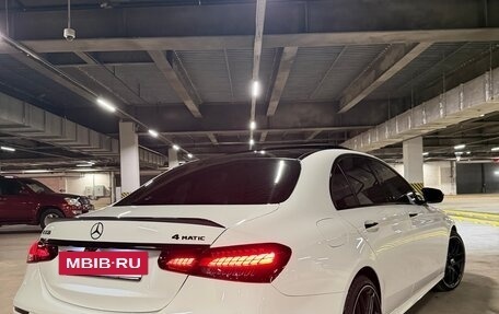 Mercedes-Benz E-Класс, 2021 год, 5 350 000 рублей, 8 фотография