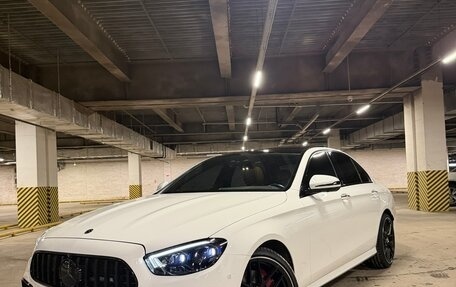 Mercedes-Benz E-Класс, 2021 год, 5 350 000 рублей, 2 фотография