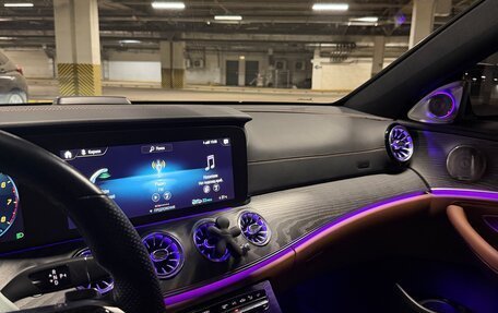 Mercedes-Benz E-Класс, 2021 год, 5 350 000 рублей, 32 фотография