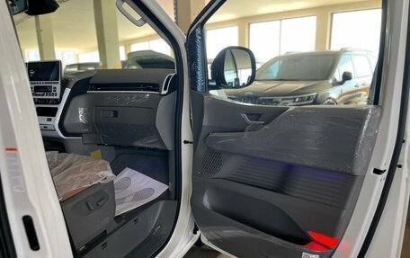 Hyundai Staria, 2025 год, 7 999 000 рублей, 13 фотография