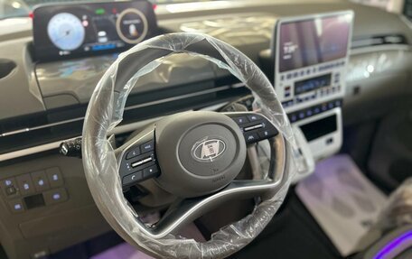 Hyundai Staria, 2025 год, 7 999 000 рублей, 24 фотография