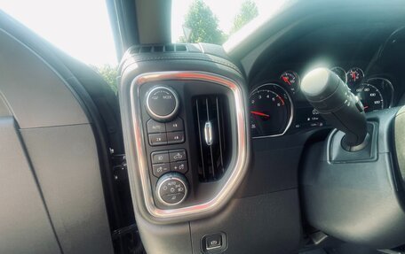 Chevrolet Silverado, 2020 год, 6 200 000 рублей, 14 фотография