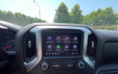 Chevrolet Silverado, 2020 год, 6 200 000 рублей, 17 фотография