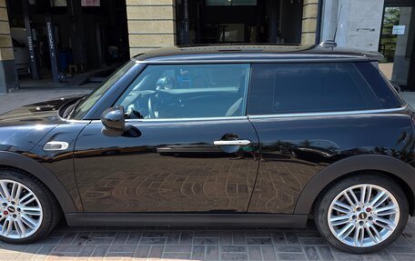 MINI Hatch, 2019 год, 1 950 000 рублей, 8 фотография
