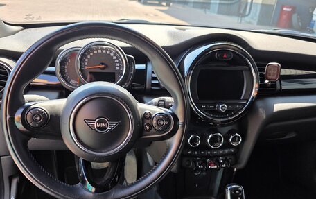 MINI Hatch, 2019 год, 1 950 000 рублей, 11 фотография