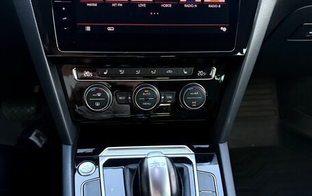 Volkswagen Passat B8 рестайлинг, 2017 год, 2 350 000 рублей, 22 фотография