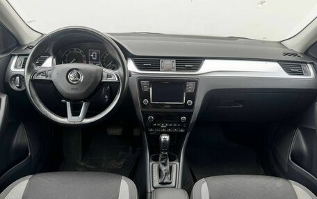Skoda Rapid I, 2018 год, 1 370 000 рублей, 9 фотография