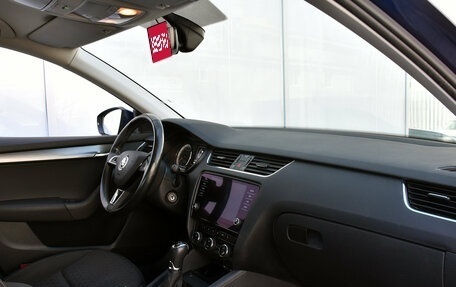 Skoda Octavia, 2017 год, 1 990 000 рублей, 11 фотография
