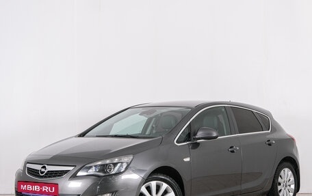 Opel Astra J, 2011 год, 769 000 рублей, 4 фотография
