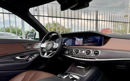 Mercedes-Benz S-Класс, 2019 год, 5 990 000 рублей, 15 фотография