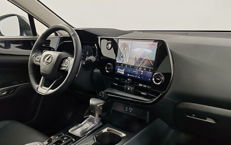 Lexus NX, 2025 год, 6 390 000 рублей, 9 фотография