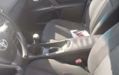 Toyota Avensis III рестайлинг, 2011 год, 1 000 000 рублей, 7 фотография