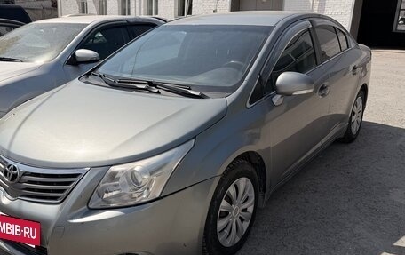 Toyota Avensis III рестайлинг, 2011 год, 1 000 000 рублей, 3 фотография