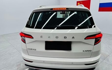 Skoda Karoq I, 2022 год, 2 050 000 рублей, 5 фотография
