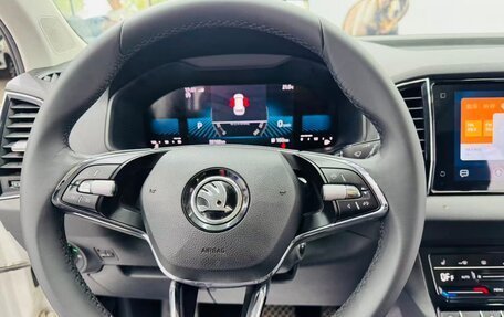 Skoda Karoq I, 2022 год, 2 050 000 рублей, 12 фотография