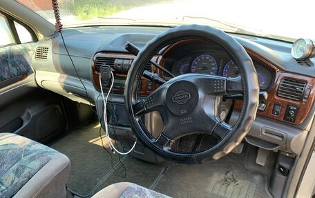 Nissan Rnessa, 1997 год, 260 000 рублей, 8 фотография