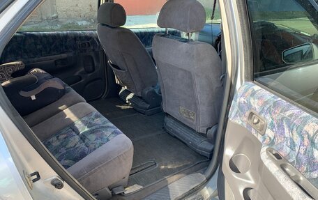Nissan Rnessa, 1997 год, 260 000 рублей, 10 фотография