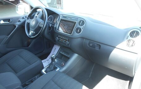 Volkswagen Tiguan I, 2015 год, 1 695 000 рублей, 15 фотография